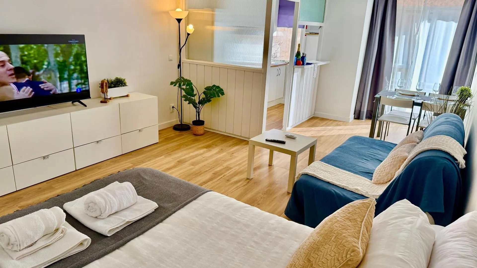 Estudio En Nogalera Con Piscina Torremolinos Spain